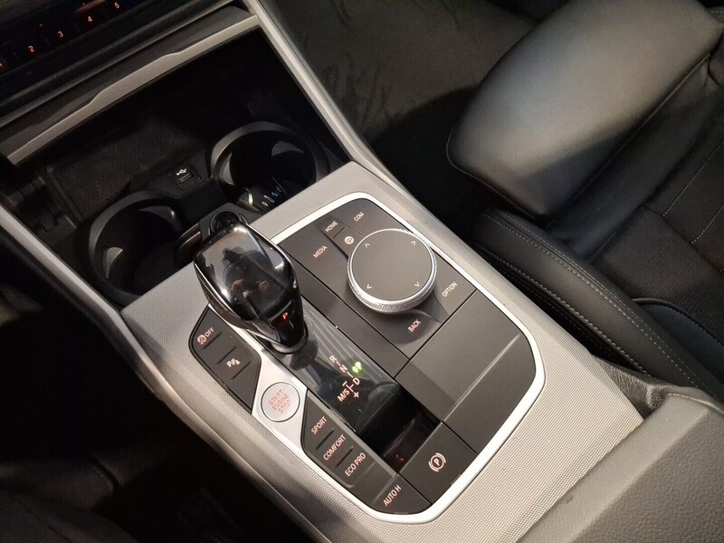 BMW 320 vaihtoauto
