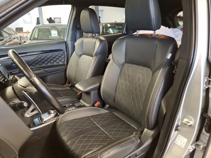 Mitsubishi Outlander PHEV vaihtoauto