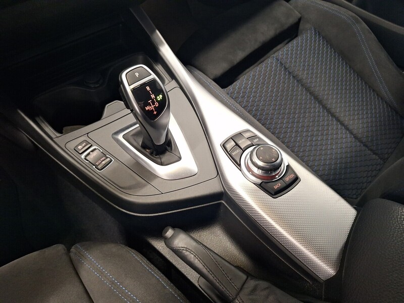 BMW M135i vaihtoauto