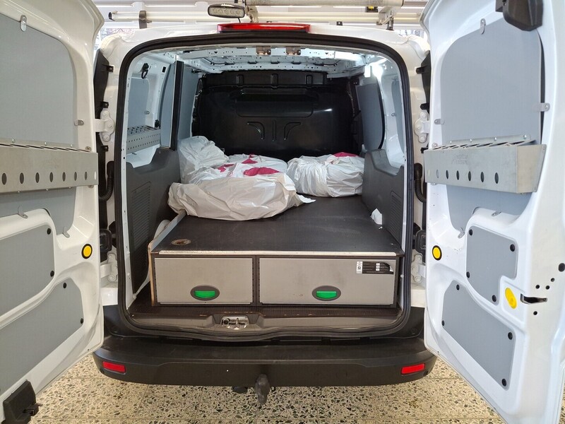 Ford Transit Connect vaihtoauto