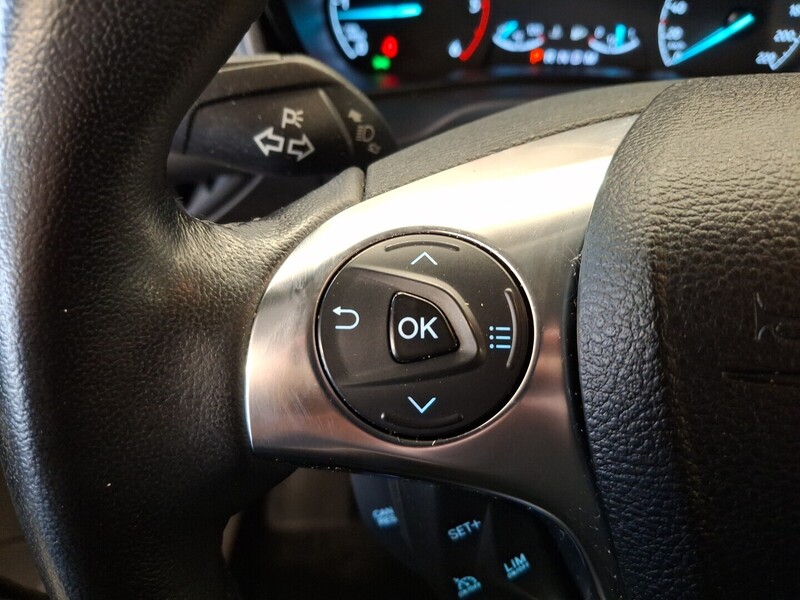 Ford Transit Connect vaihtoauto