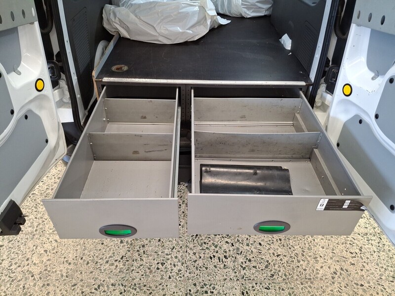 Ford Transit Connect vaihtoauto