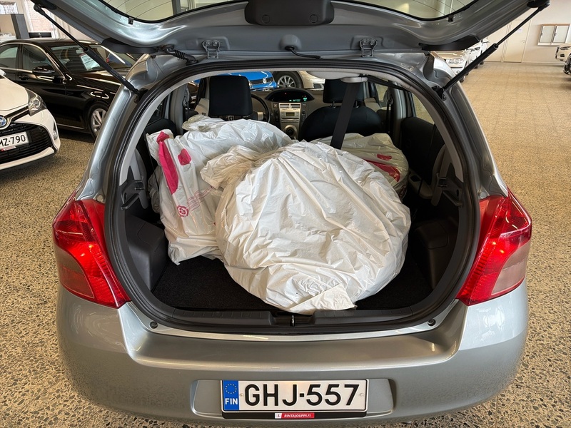 Toyota Yaris vaihtoauto