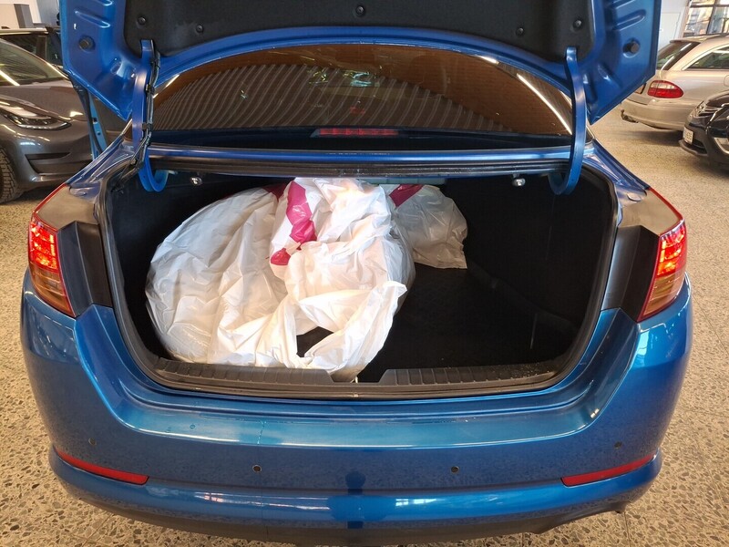 Kia Optima vaihtoauto