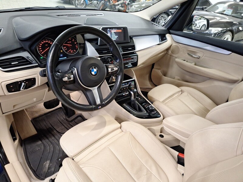 BMW 218 vaihtoauto