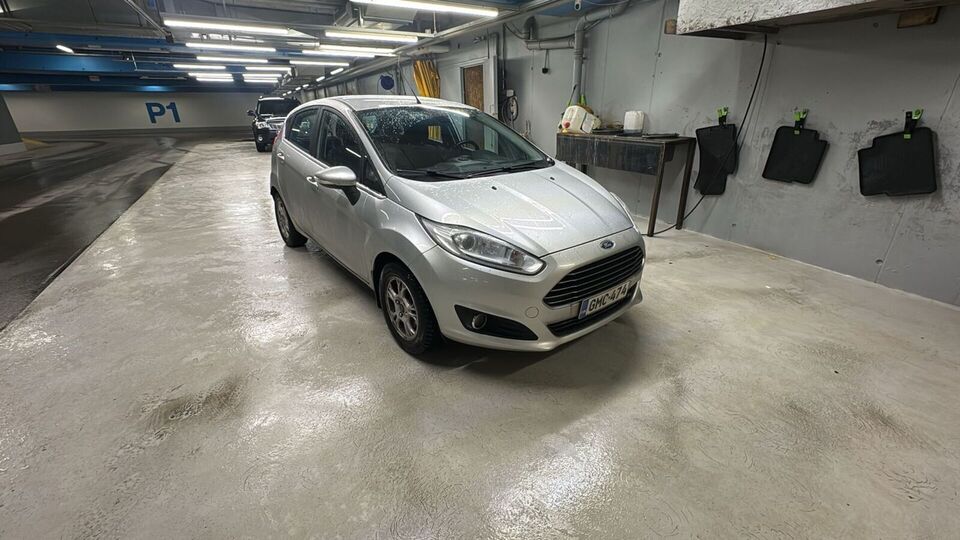 Ford Fiesta vaihtoauto