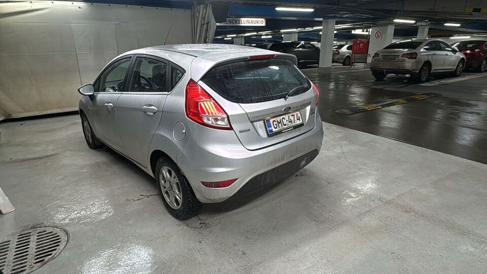 Ford Fiesta vaihtoauto