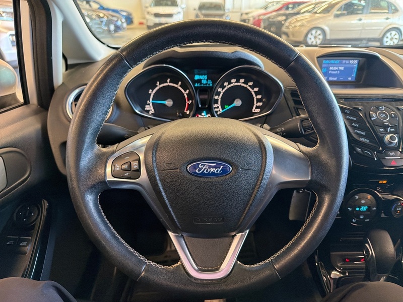 Ford Fiesta vaihtoauto
