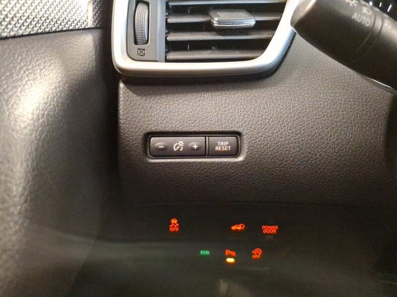 Nissan X-Trail vaihtoauto