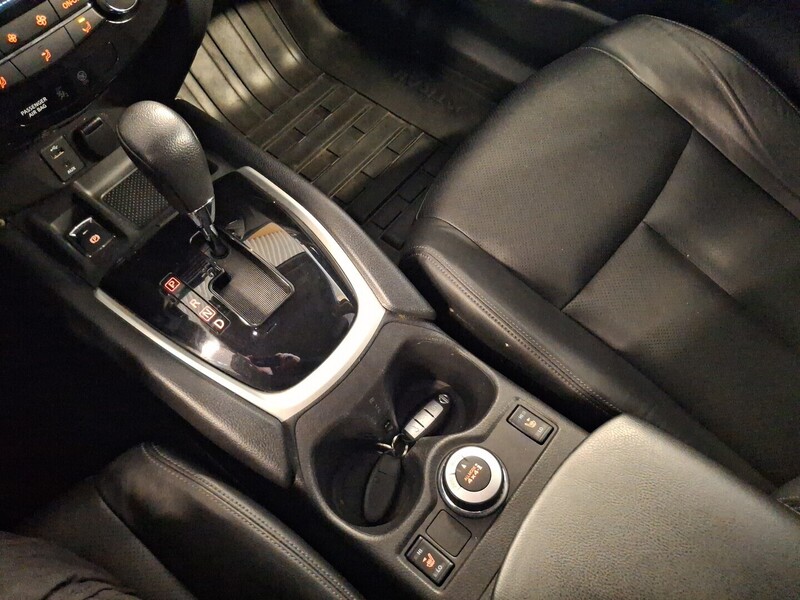 Nissan X-Trail vaihtoauto