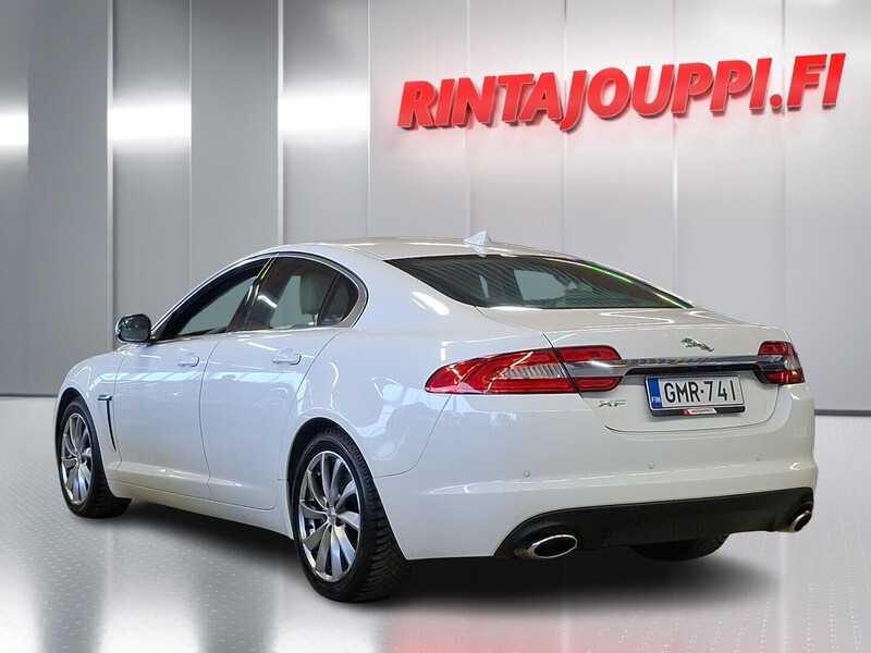 Jaguar XF vaihtoauto