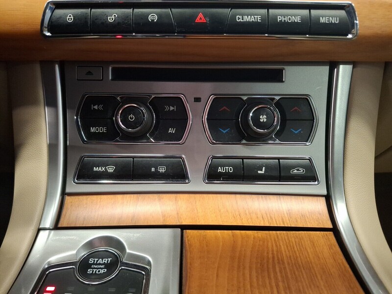 Jaguar XF vaihtoauto