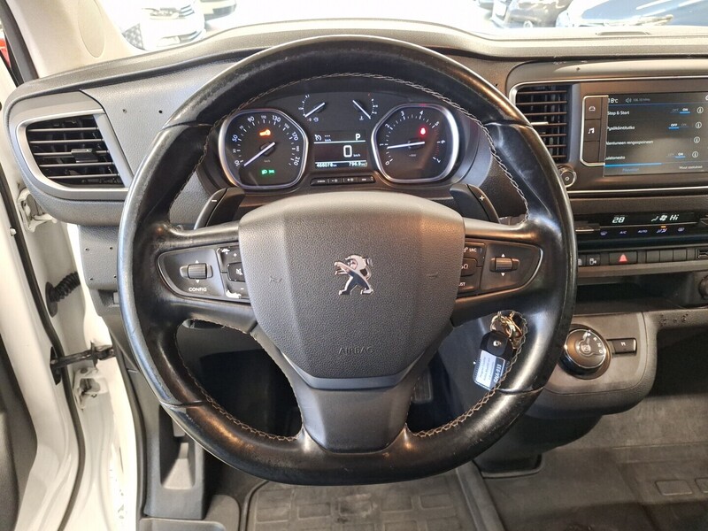 Peugeot Traveller vaihtoauto