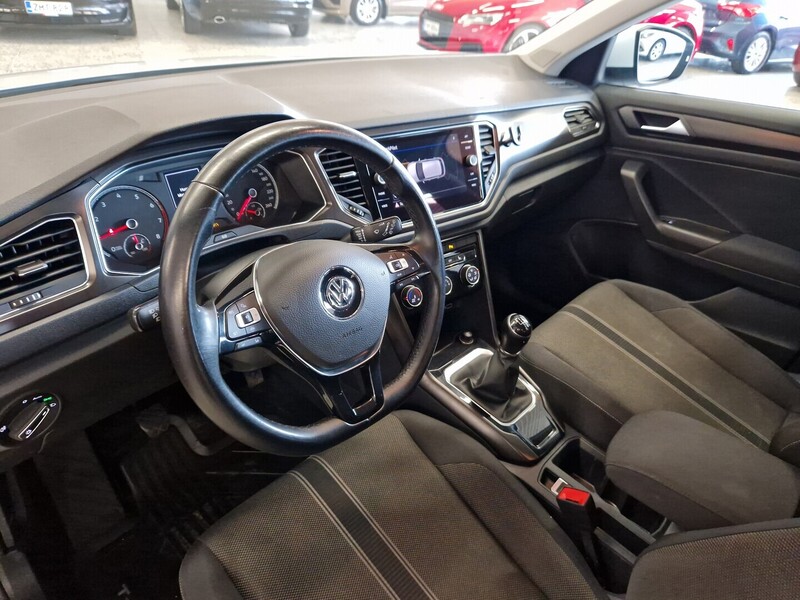 Volkswagen T-Roc vaihtoauto