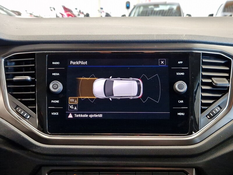 Volkswagen T-Roc vaihtoauto