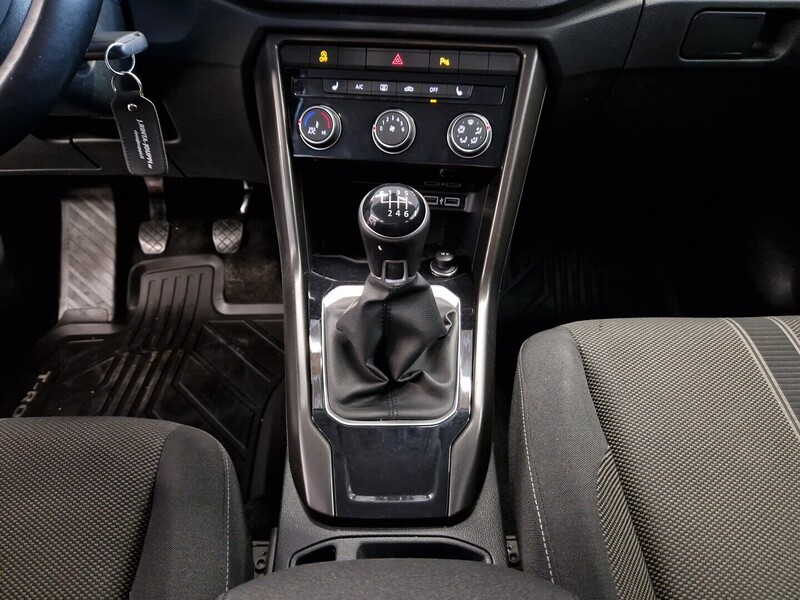 Volkswagen T-Roc vaihtoauto