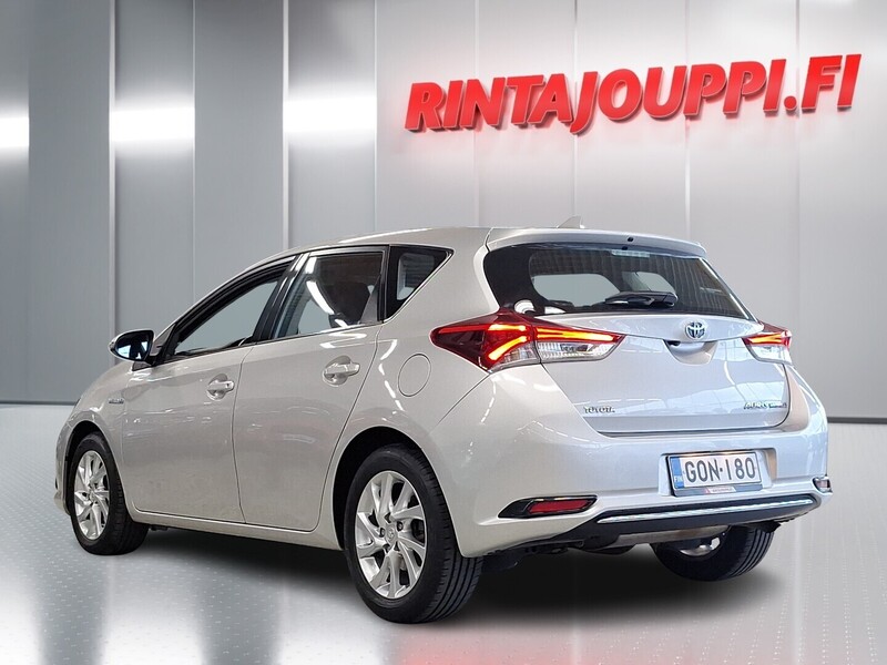 Toyota Auris vaihtoauto