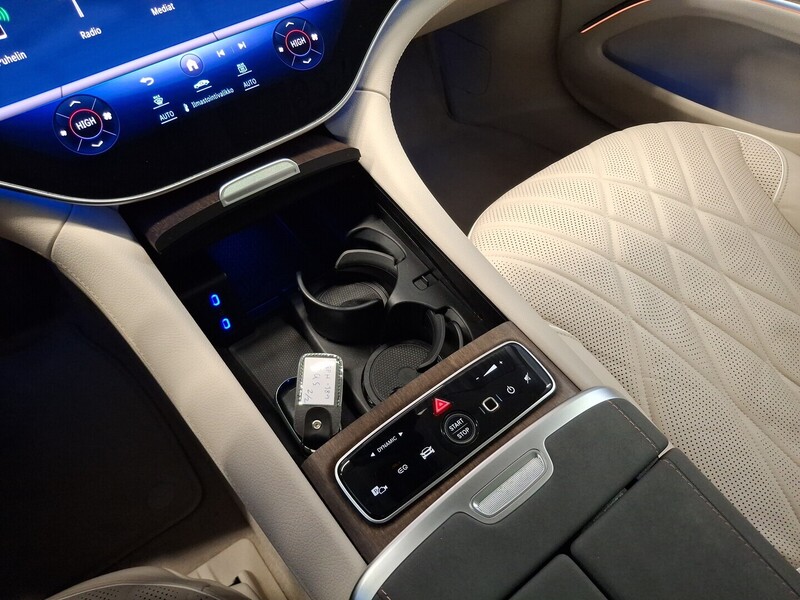 Mercedes-Benz EQS vaihtoauto