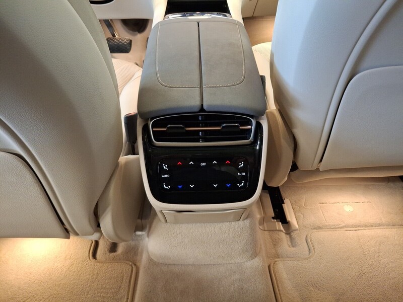 Mercedes-Benz EQS vaihtoauto