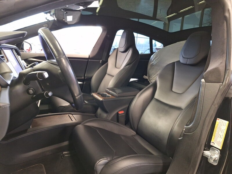 Tesla Model S vaihtoauto