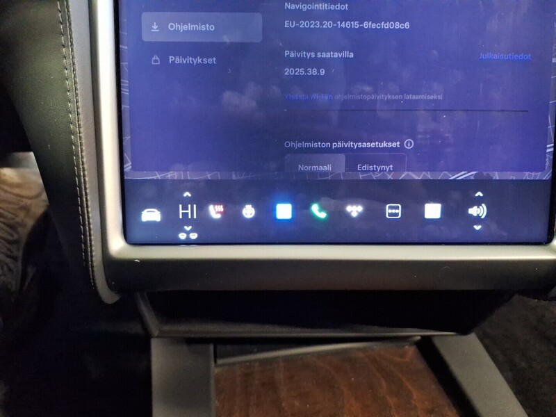 Tesla Model S vaihtoauto