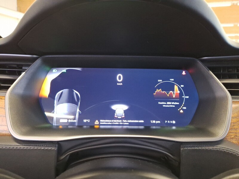 Tesla Model S vaihtoauto