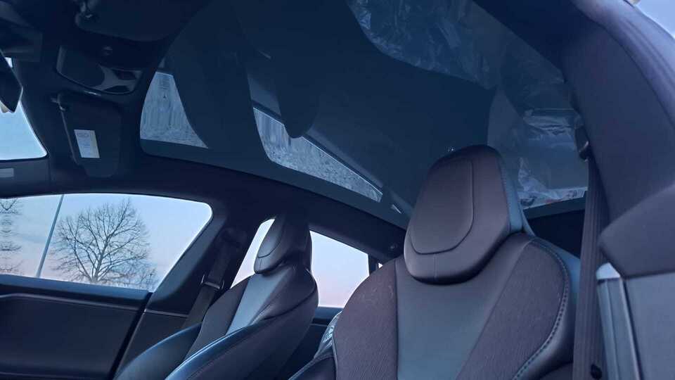 Tesla Model S vaihtoauto