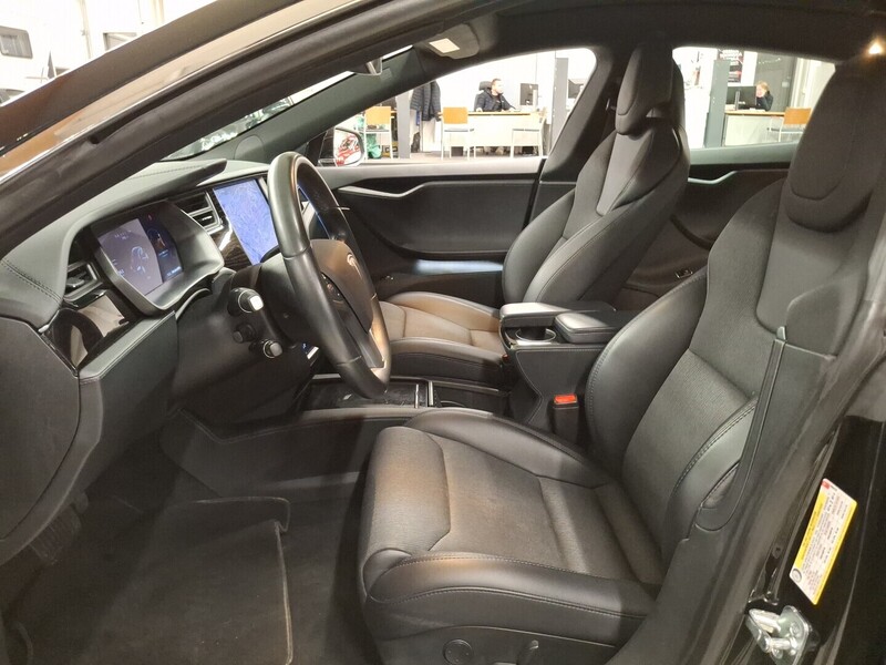 Tesla Model S vaihtoauto