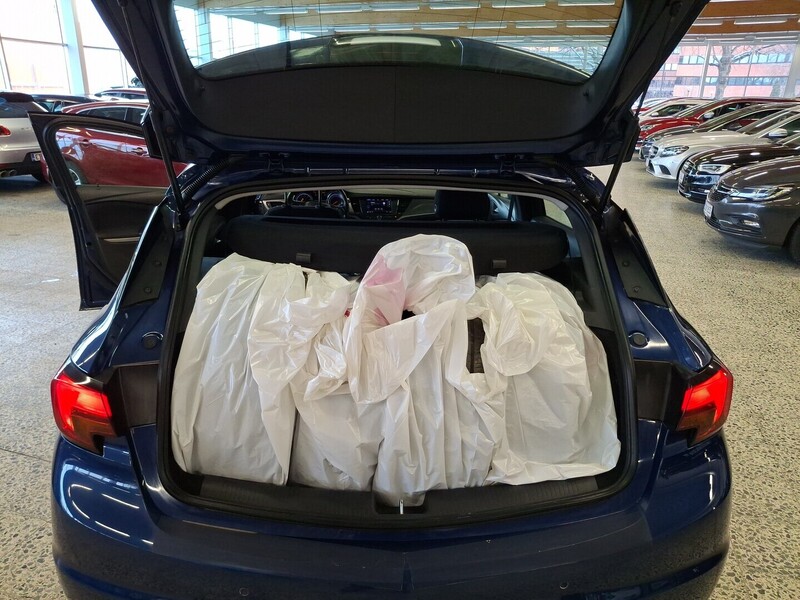 Opel Astra vaihtoauto