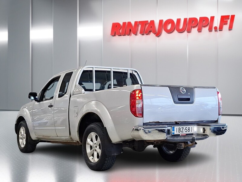 Nissan Navara vaihtoauto