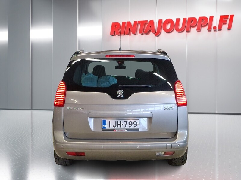 Peugeot 5008 vaihtoauto