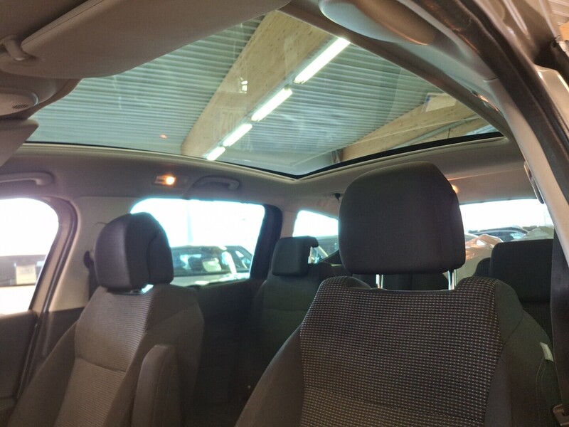 Peugeot 5008 vaihtoauto