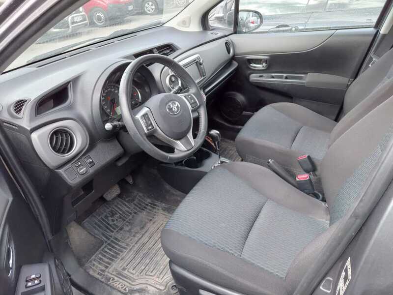 Toyota Yaris vaihtoauto