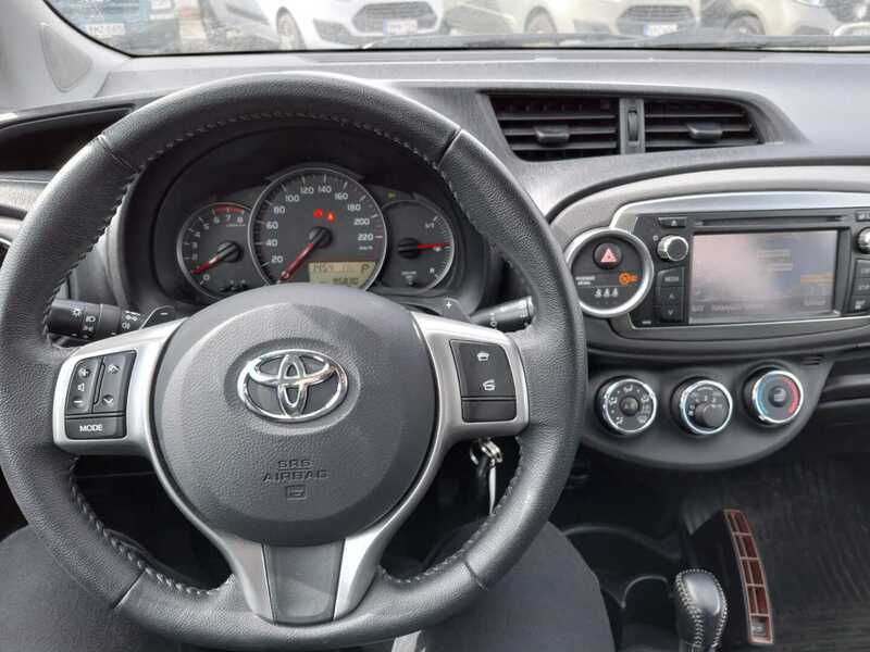 Toyota Yaris vaihtoauto