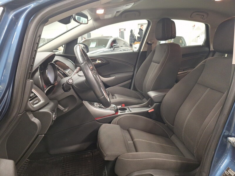 Opel Astra vaihtoauto