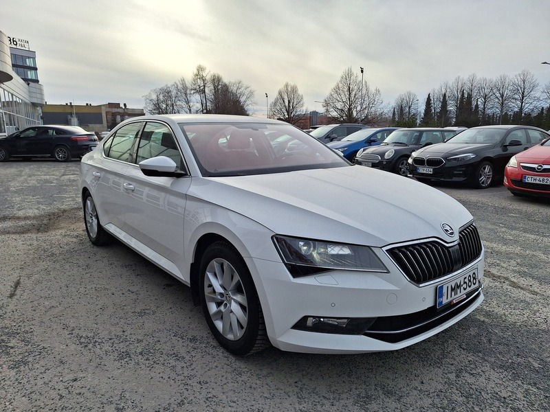 Skoda Superb vaihtoauto