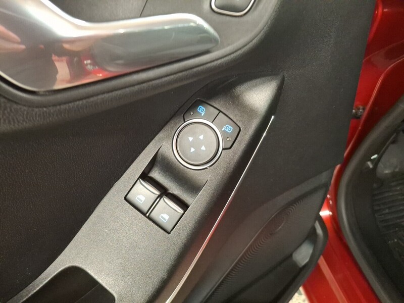 Ford Fiesta vaihtoauto