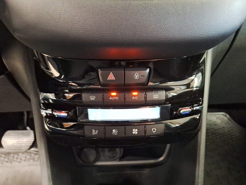 Peugeot 208 vaihtoauto