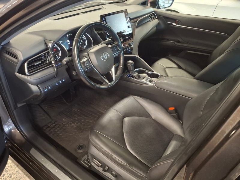 Toyota Camry vaihtoauto