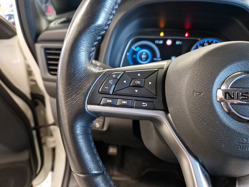 Nissan Leaf vaihtoauto