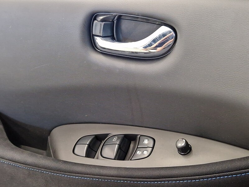 Nissan Leaf vaihtoauto