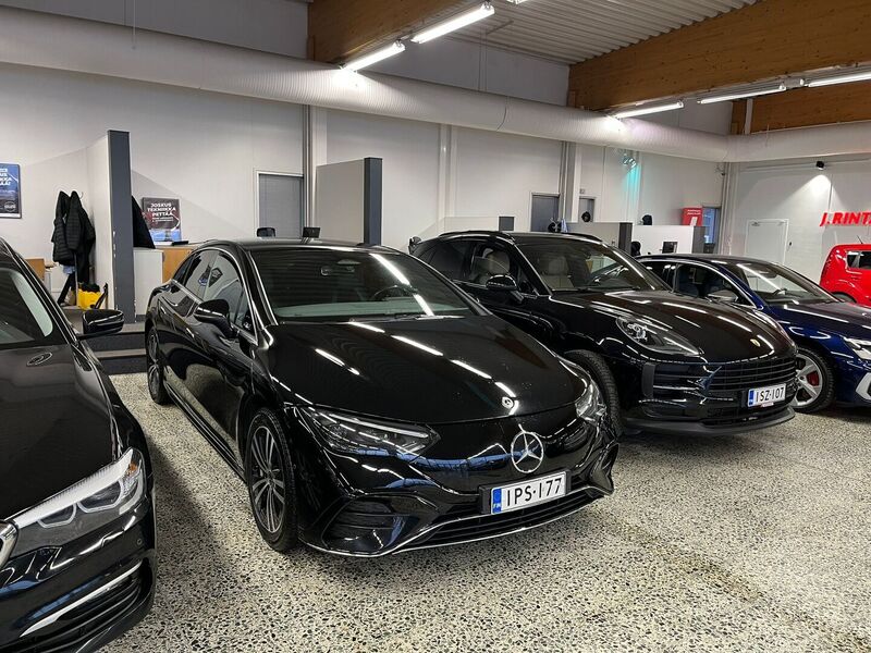 Mercedes-Benz EQE vaihtoauto