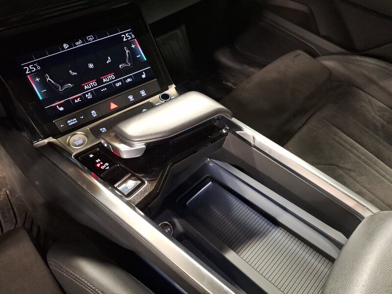 Audi e-tron vaihtoauto