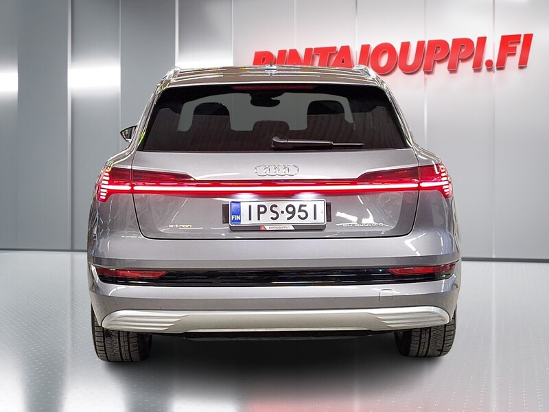 Audi e-tron vaihtoauto