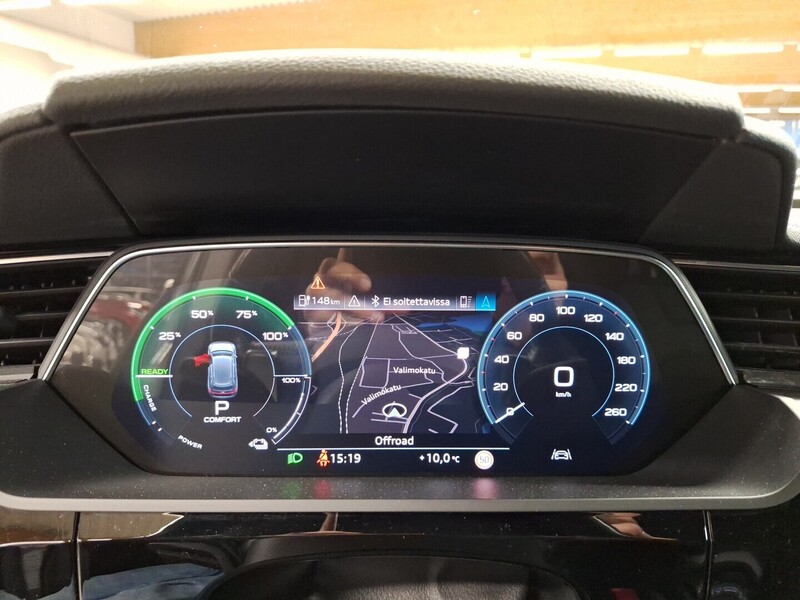 Audi e-tron vaihtoauto