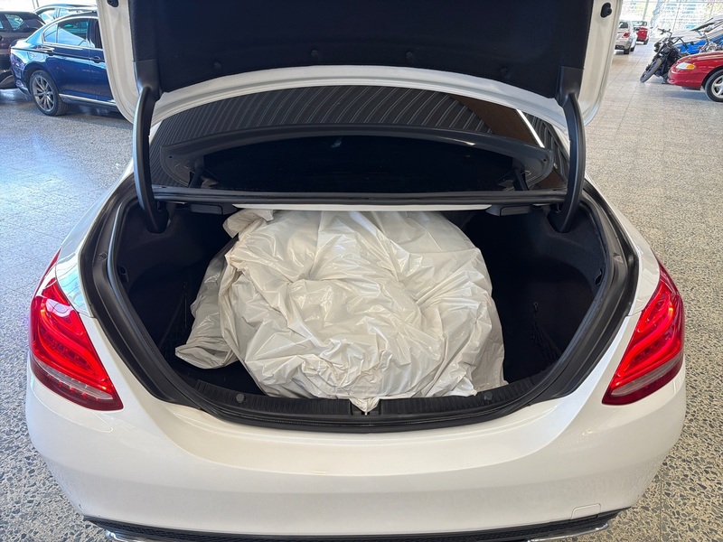 Mercedes-Benz C vaihtoauto