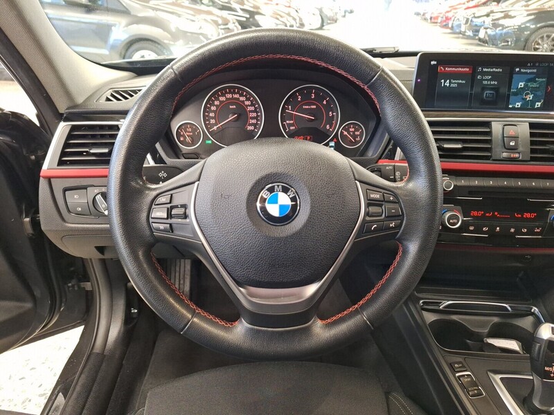 BMW 320 vaihtoauto