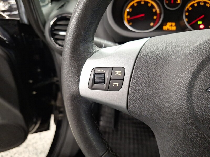 Opel Corsa vaihtoauto