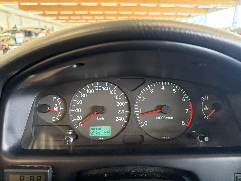 Toyota Avensis vaihtoauto