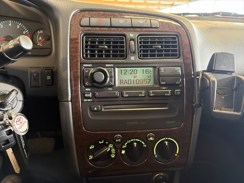 Toyota Avensis vaihtoauto